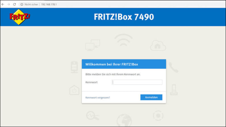 Das Bild zeigt die Login-Seite der FRITZ!Box 7490. Im Webbrowser ist die URL http://192.168.178.1 eingegeben, was die Standard-IP-Adresse für den Zugang zur FRITZ!Box-Benutzeroberfläche ist. Die Seite fordert den Benutzer auf, das FRITZ!Box-Kennwort einzugeben, um sich anzumelden. Diese Seite ist durch ein blaues Banner mit dem Titel "FRITZ!Box 7490" gekennzeichnet.