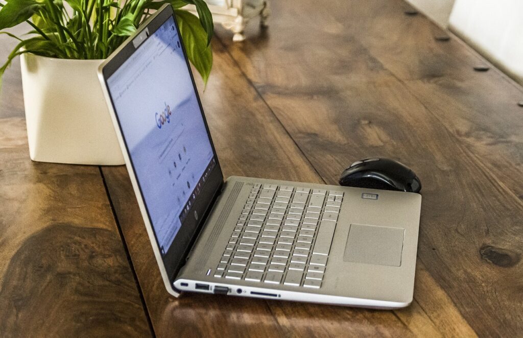 Home Office smarter gestalten: Technik, die wirklich hilft